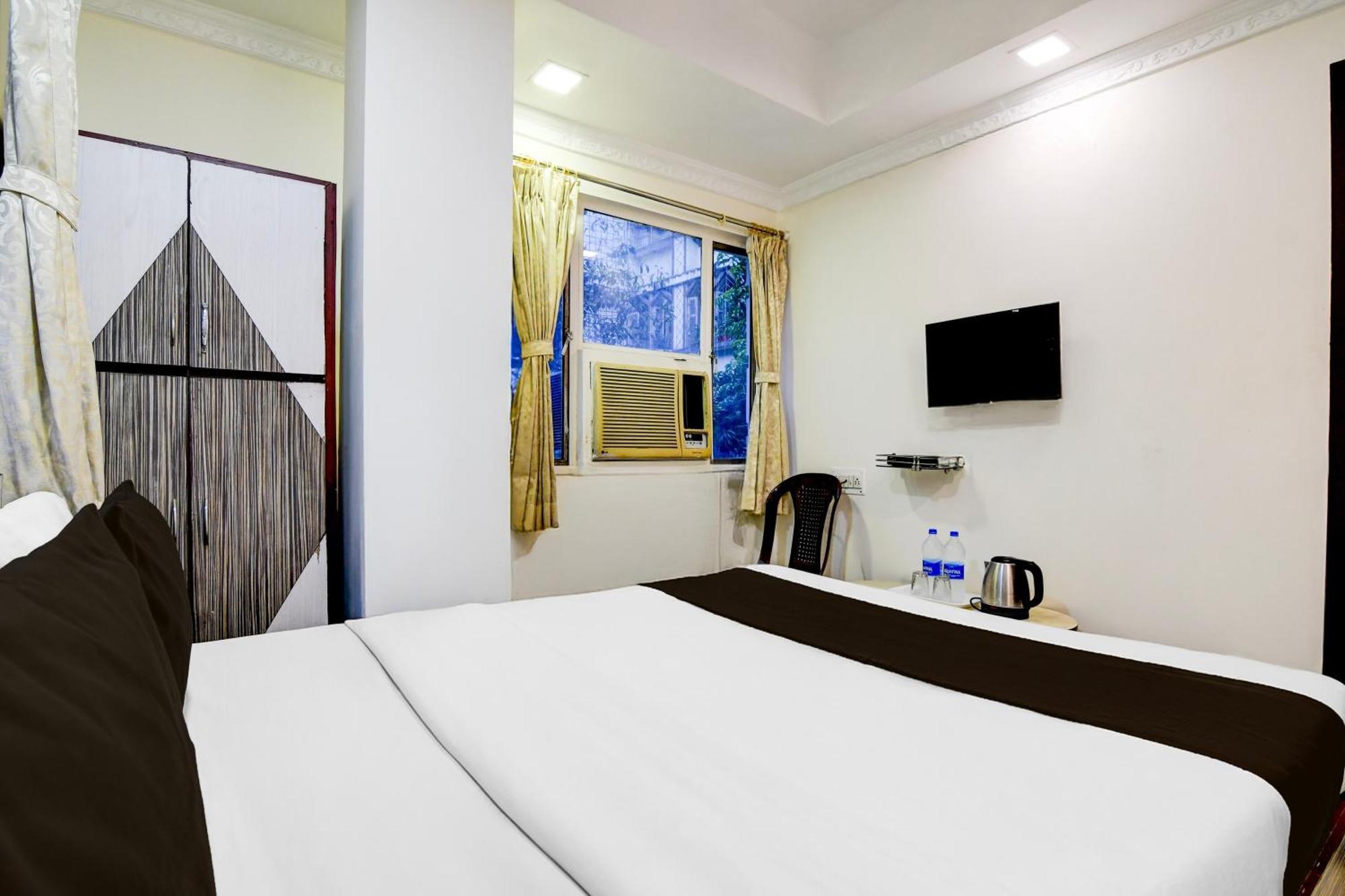 Super Hotel O Sarat Bose Road Formerly Shree Guest House Calcutta Buitenkant foto