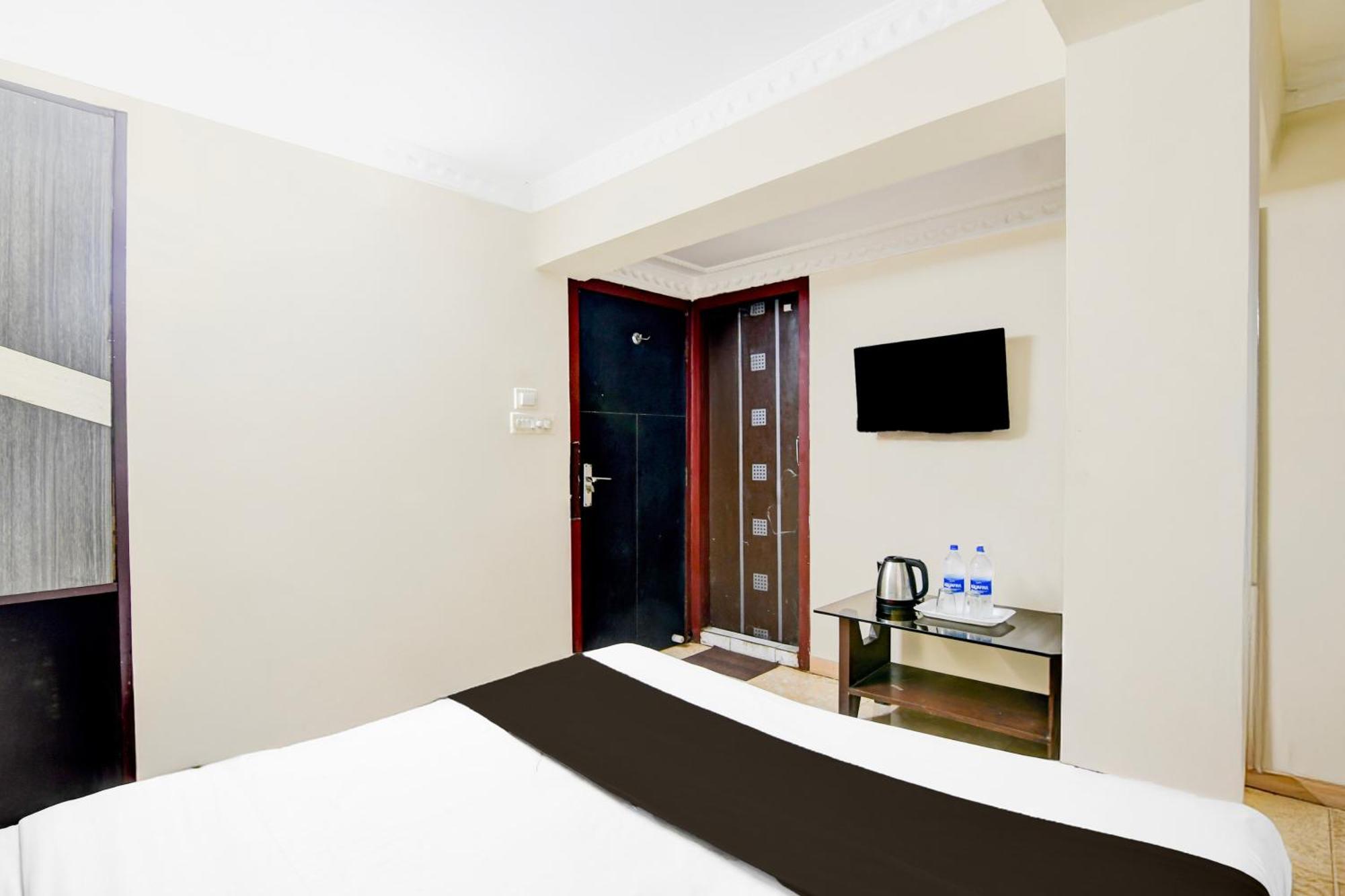 Super Hotel O Sarat Bose Road Formerly Shree Guest House Calcutta Buitenkant foto
