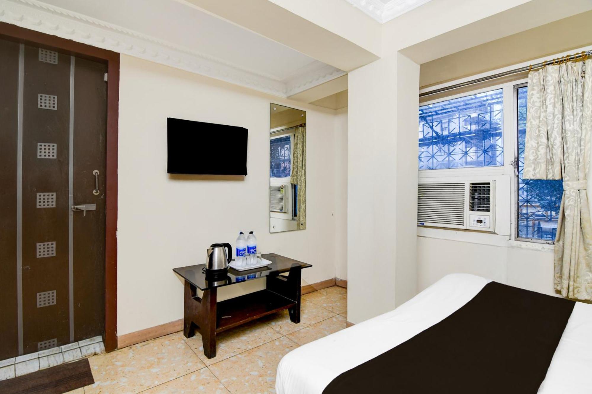 Super Hotel O Sarat Bose Road Formerly Shree Guest House Calcutta Buitenkant foto